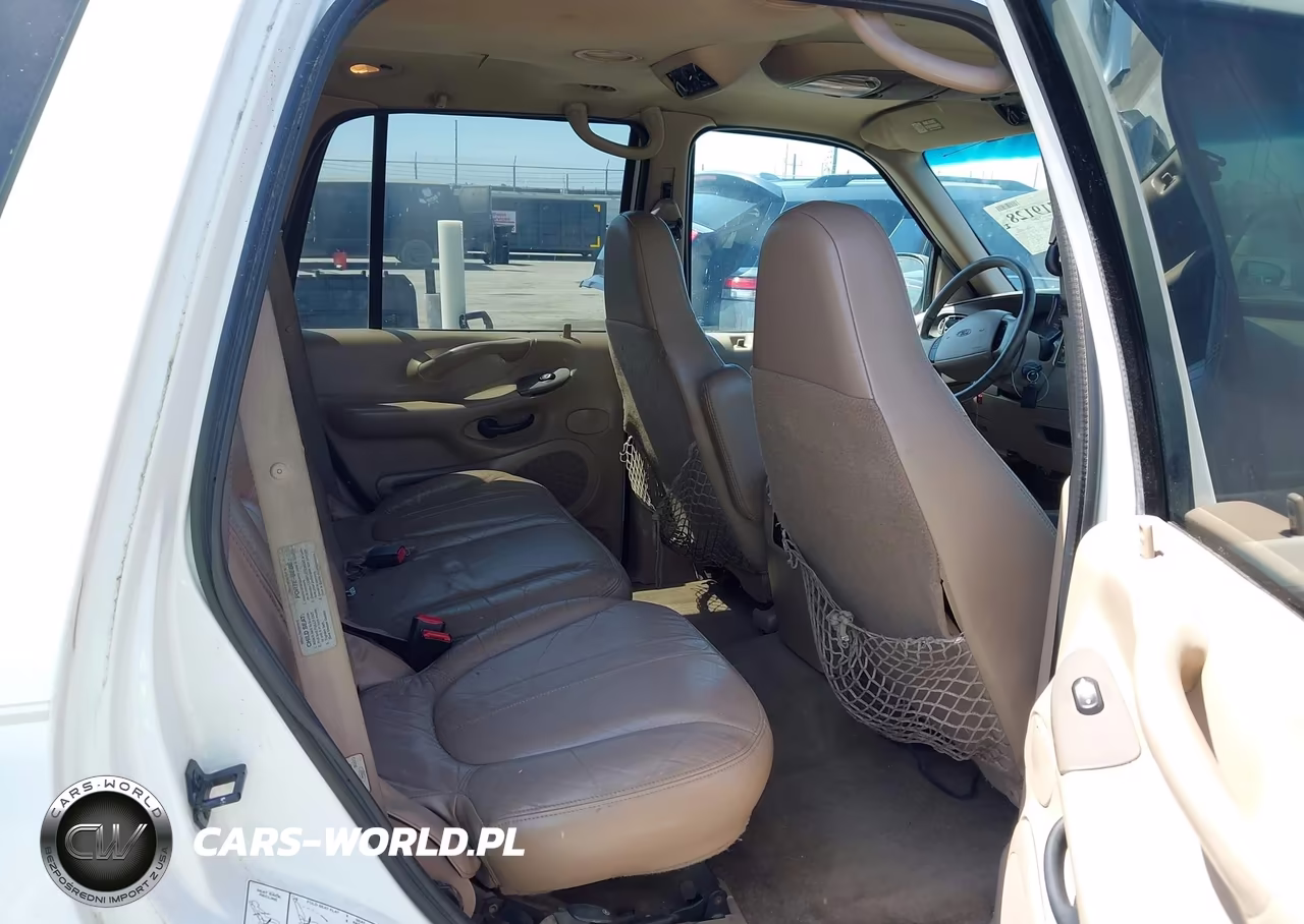 1997 Ford Expedition Eddie Bauer-Xlt VIN:1FMEU17L0VLB83403 - 8