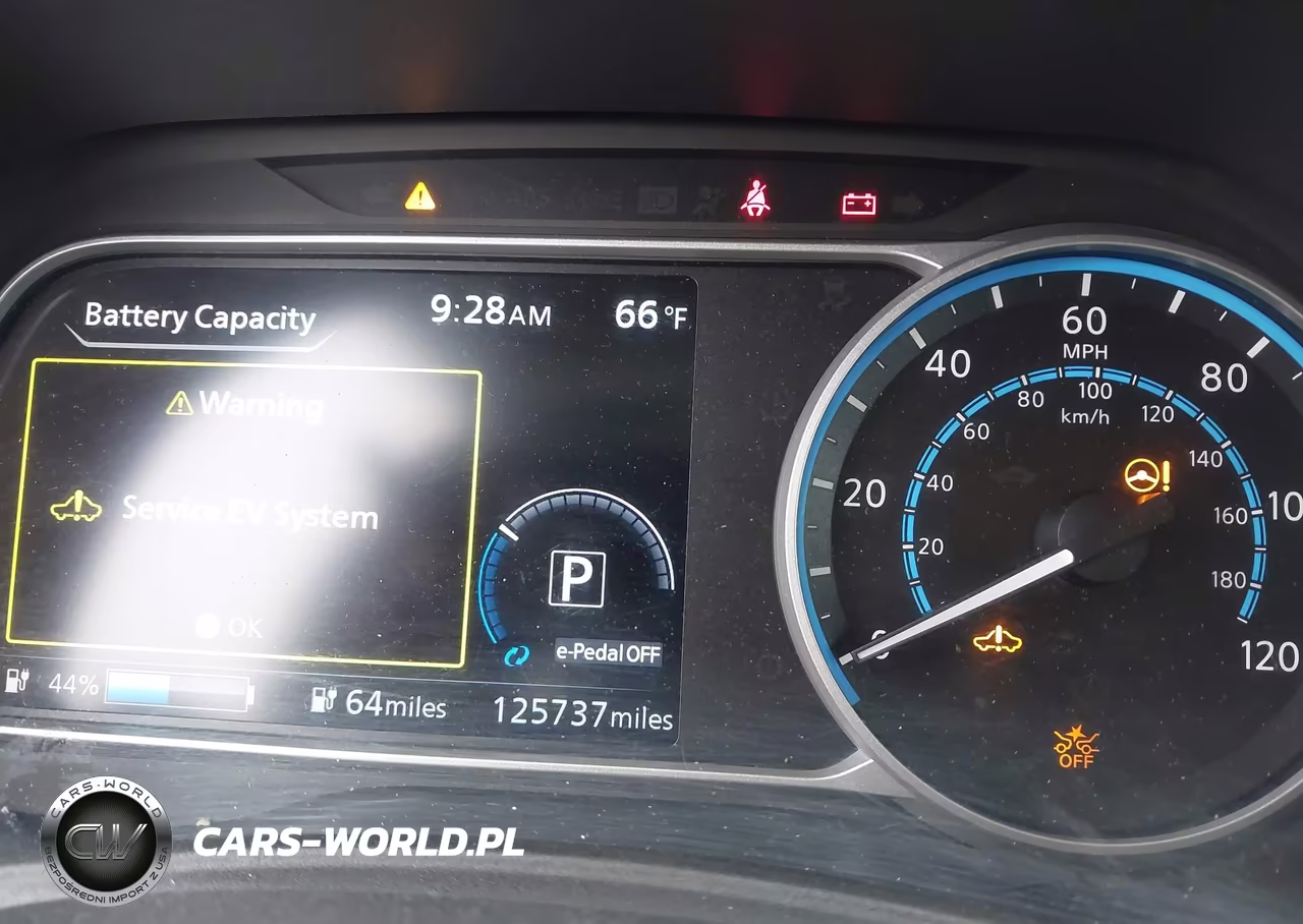 2018 Nissan Leaf S VIN:1N4AZ1CP8JC302330 - 14