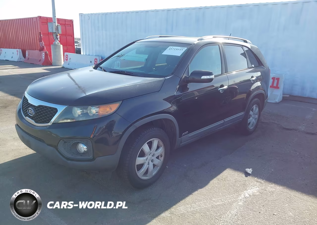 2011 Kia Sorento Lx VIN:5XYKTCA10BG179713 - 2