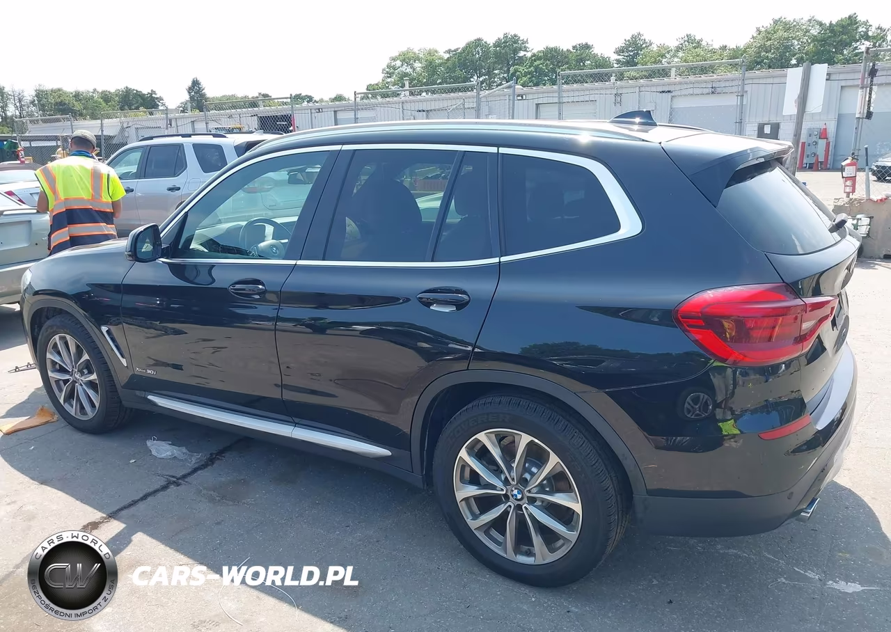 2018 BMW X3 xDrive30I VIN:5UXTR9C53JLC79590 - 14