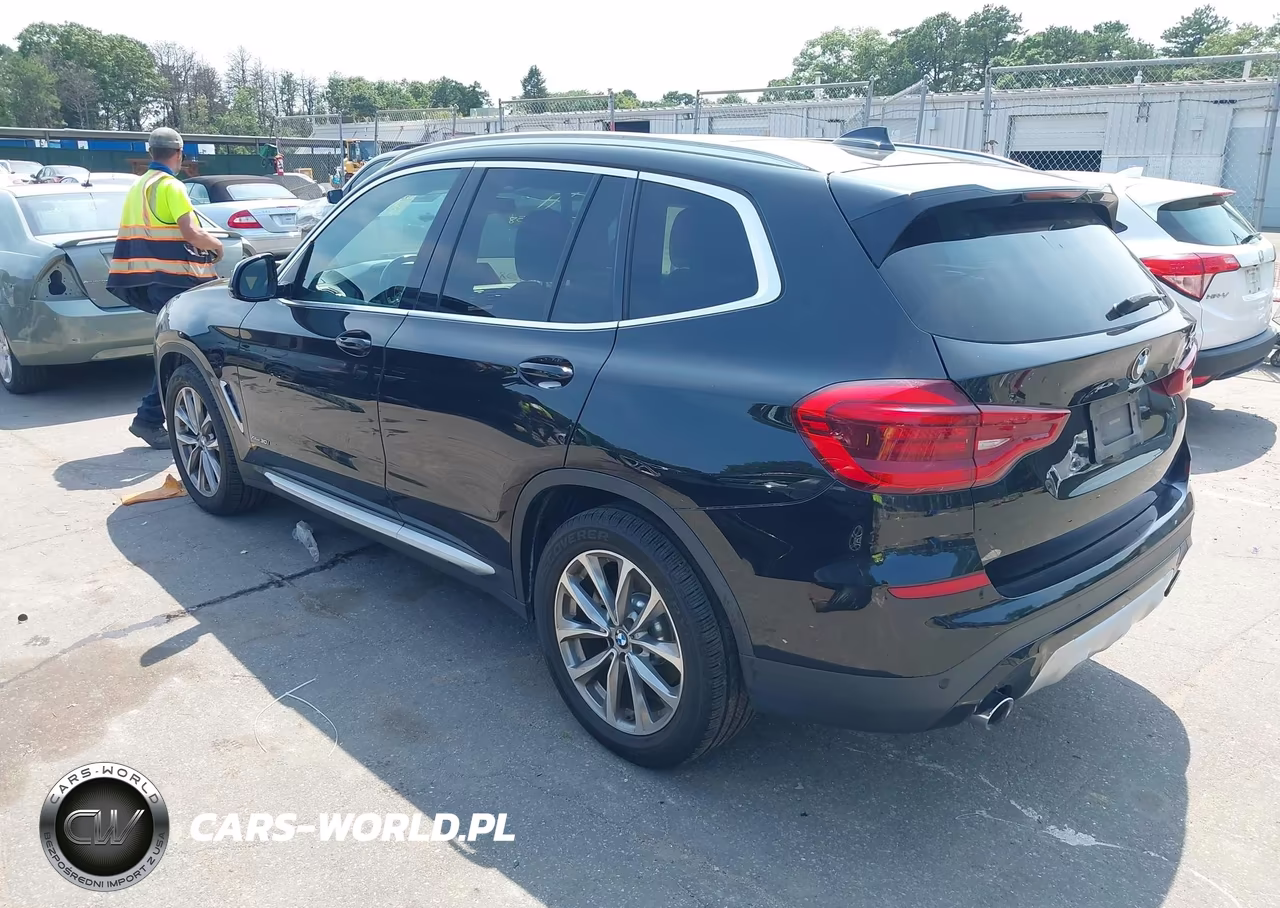 2018 BMW X3 xDrive30I VIN:5UXTR9C53JLC79590 - 3