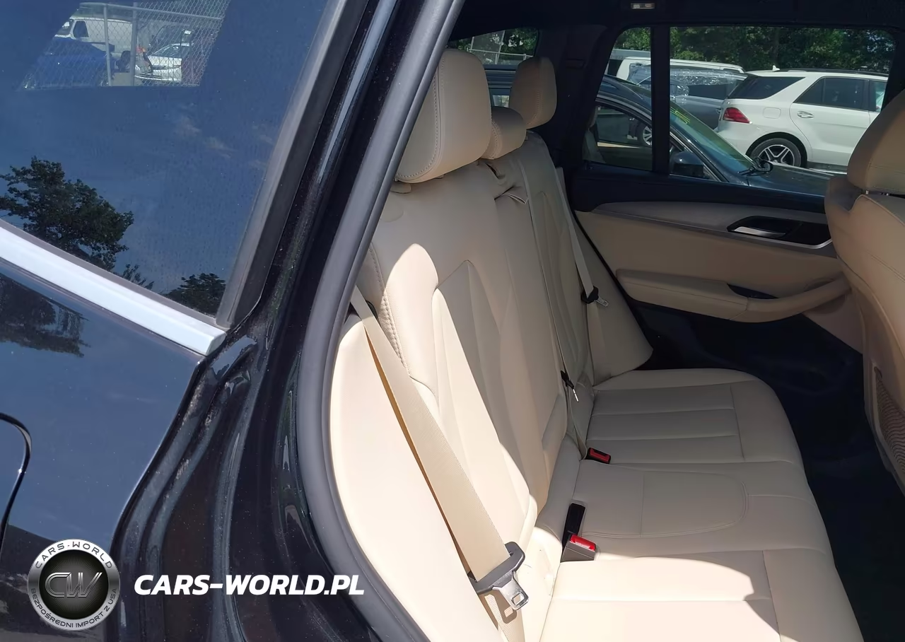 2018 BMW X3 xDrive30I VIN:5UXTR9C53JLC79590 - 8