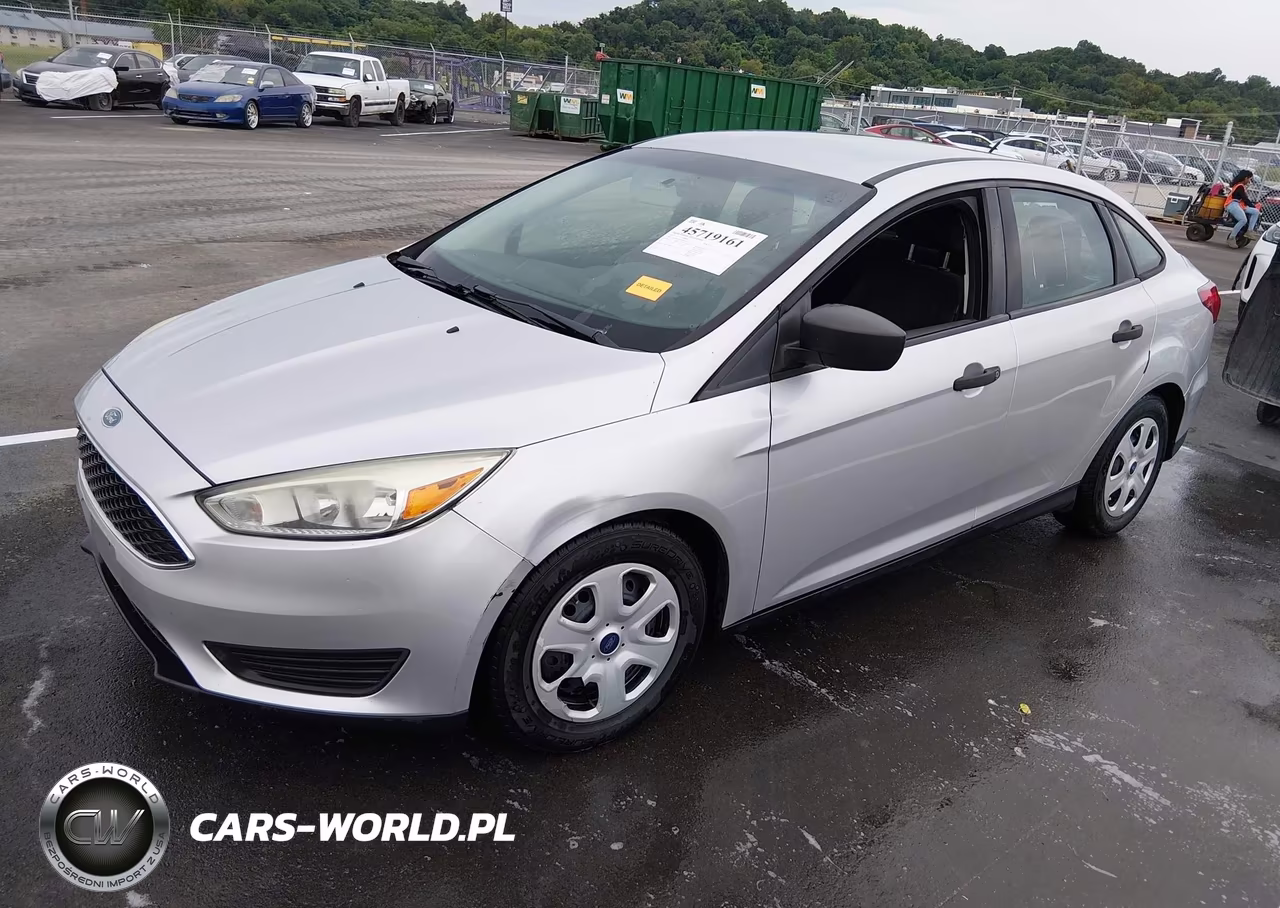 2015 Ford Focus S VIN:1FADP3E22FL264262 - 2
