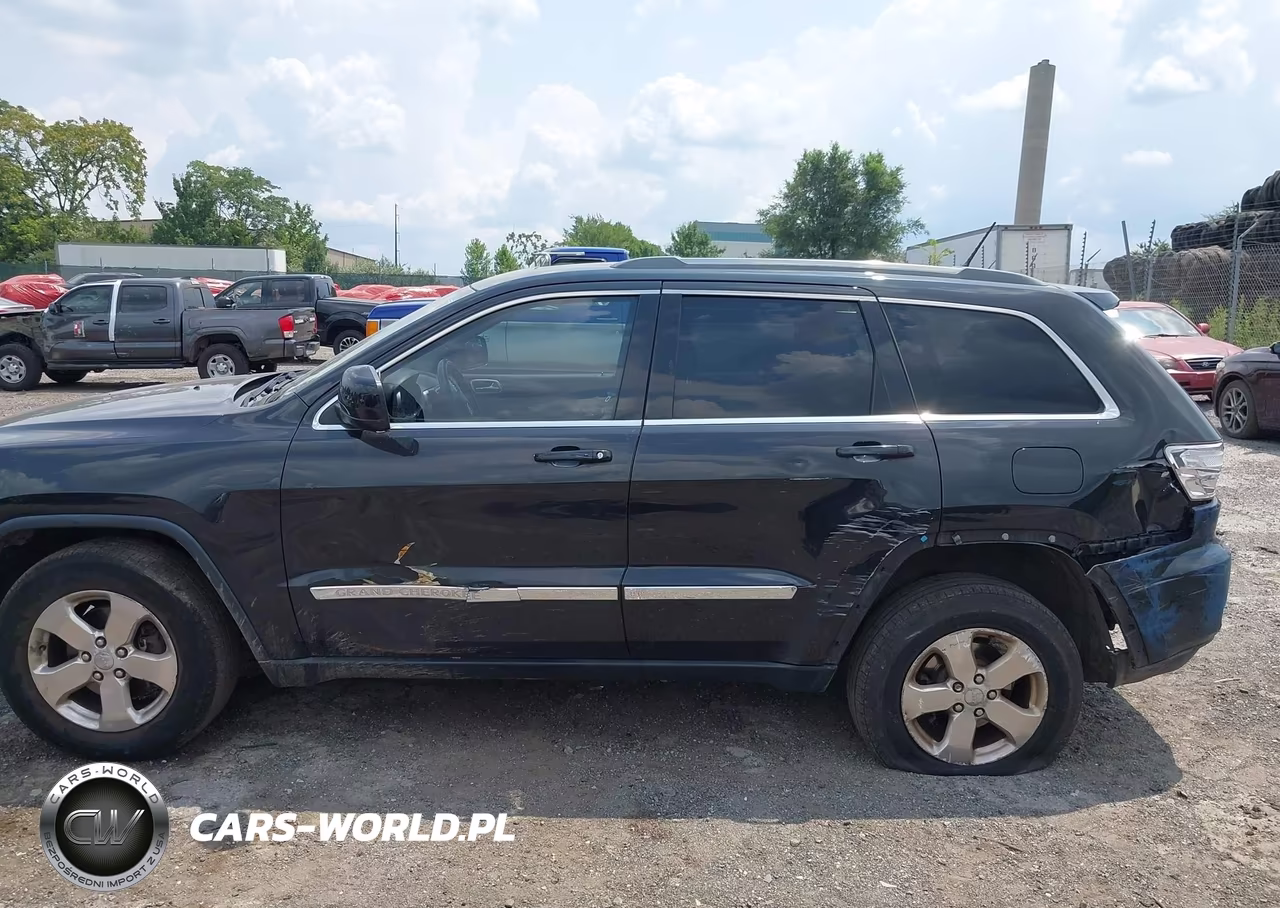 2012 Jeep Grand Cherokee Laredo VIN:1C4RJFAG8CC249426 - 6