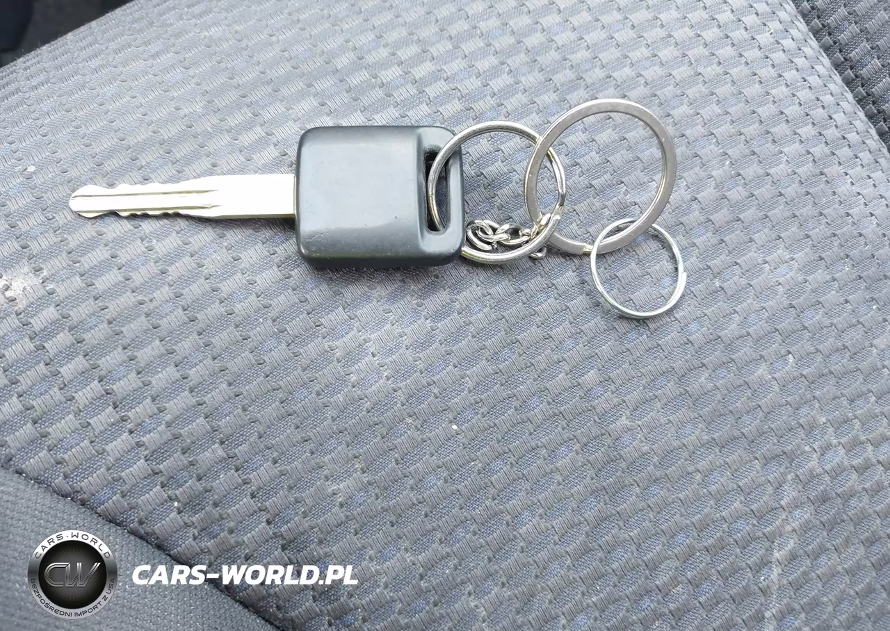 2007 Nissan Versa 1.8Sl VIN:3N1BC13E97L414553 - 11