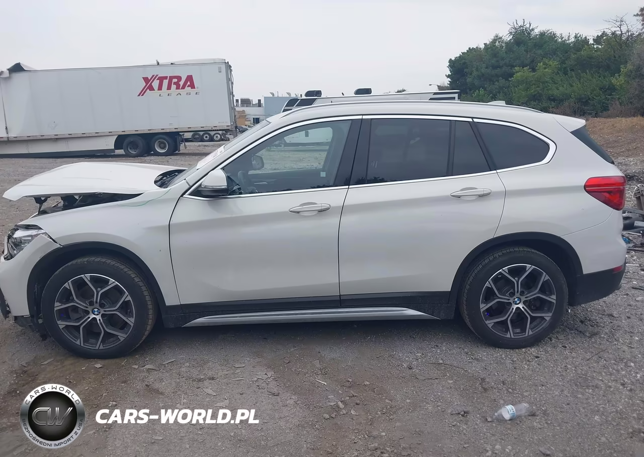 2021 BMW X1 xDrive28I VIN:WBXJG9C09M5T37830 - 14