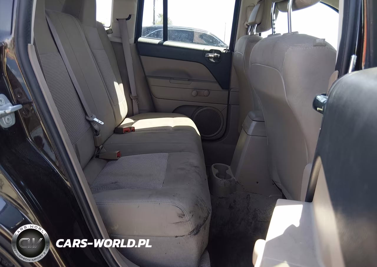 2014 Jeep Compass Sport VIN:1C4NJCBA1ED830500 - 8