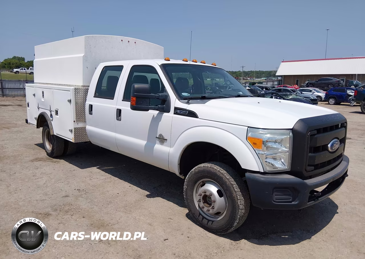 2012 Ford F-350 Chassis Xl
