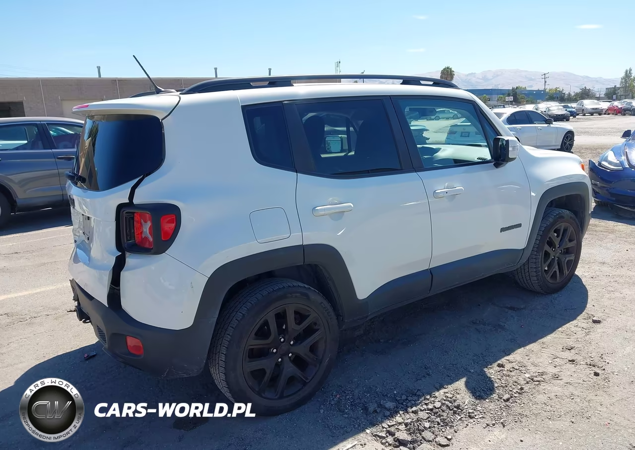 2017 Jeep Renegade Altitude VIN:ZACCJBBBXHPG30537 - 4