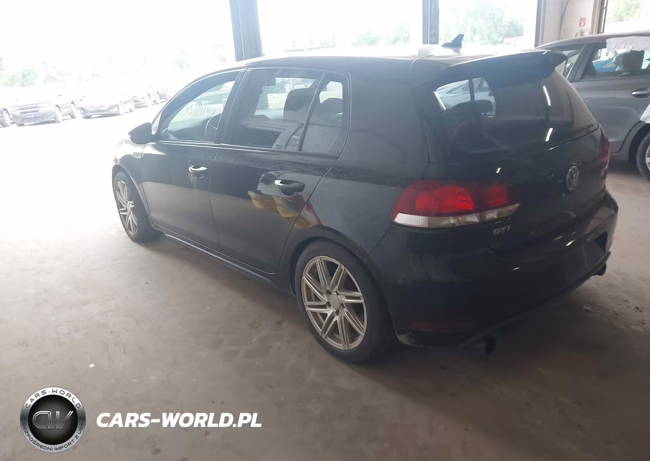 2010 Volkswagen Gti 4-Door VIN:WVWHV7AJ1AW392229 - 3