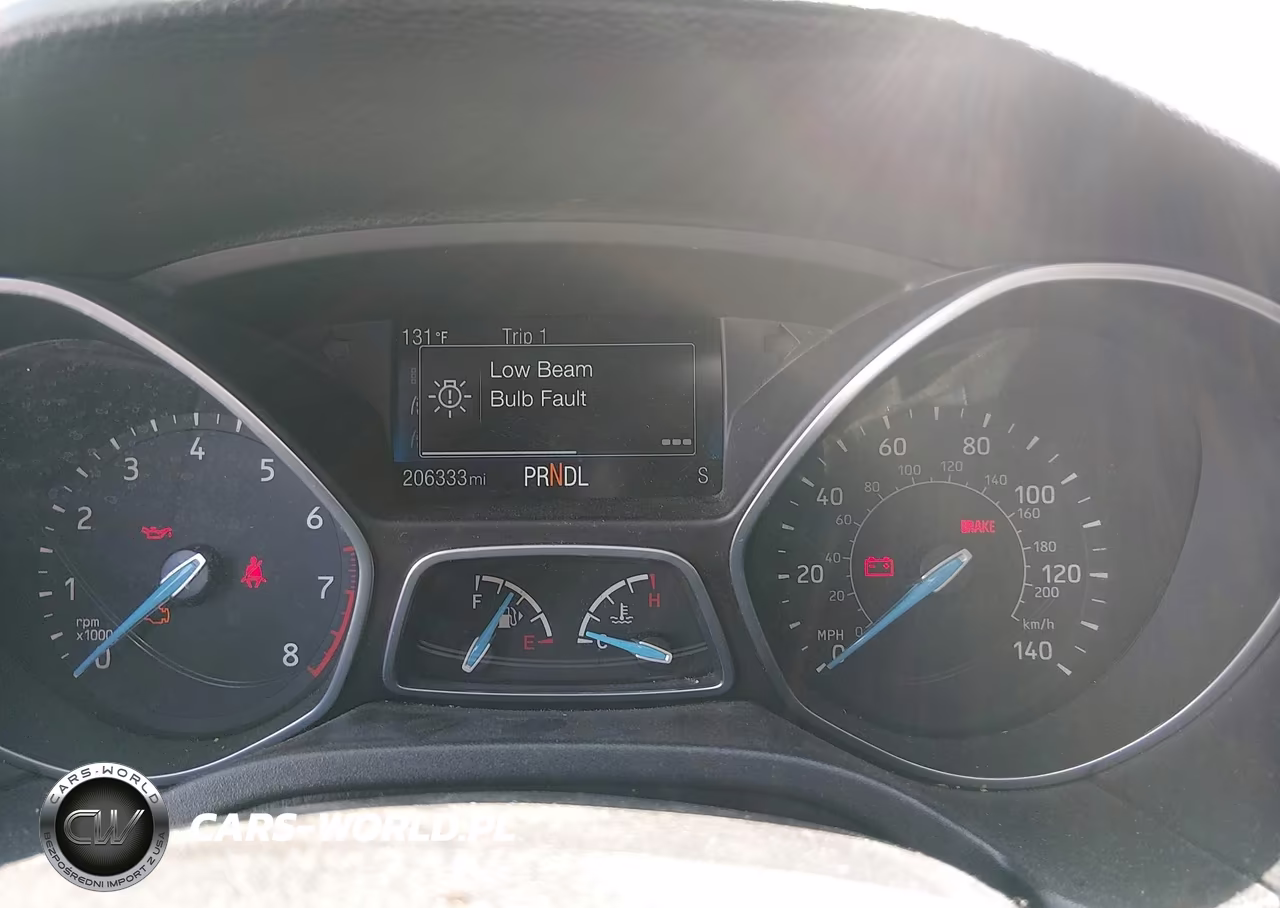 2017 Ford Focus Se VIN:1FADP3F21HL279367 - 7