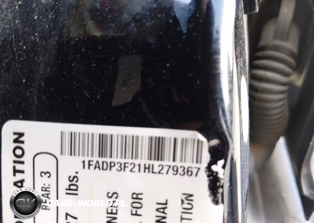 2017 Ford Focus Se VIN:1FADP3F21HL279367 - 9