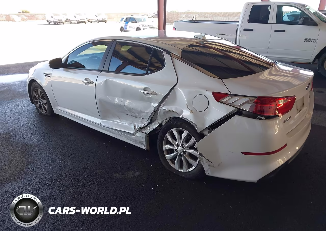 2015 Kia Optima Lx VIN:5XXGM4A77FG471897 - 3