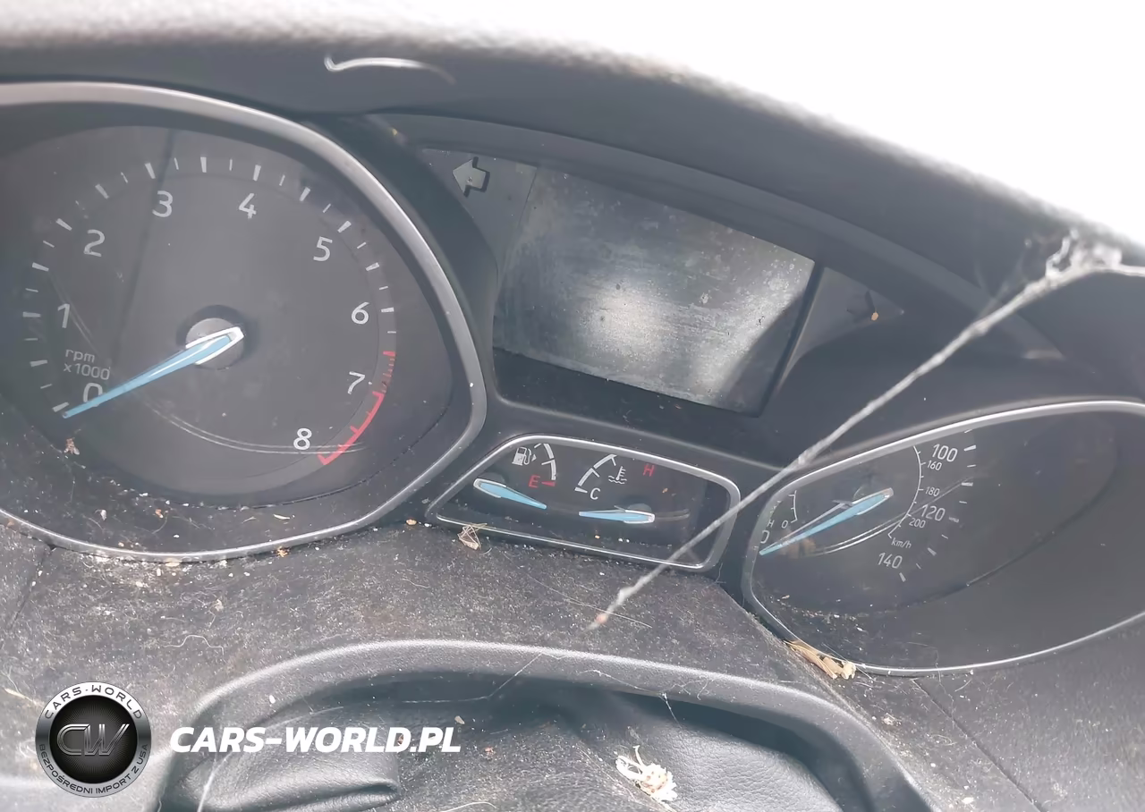 2017 Ford Focus Se VIN:1FADP3F2XHL327724 - 7