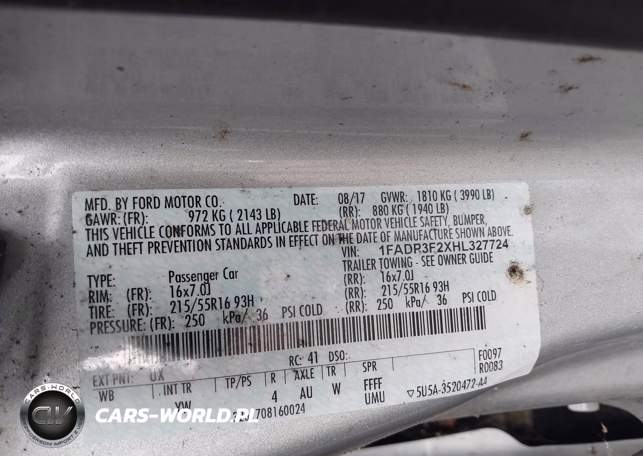2017 Ford Focus Se VIN:1FADP3F2XHL327724 - 9