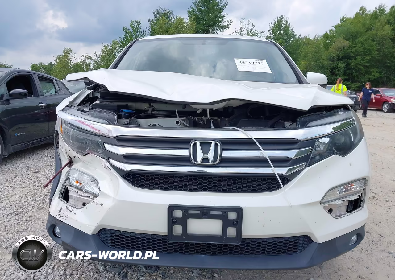 2017 Honda Pilot Ex-L VIN:5FNYF6H75HB031117 - 6