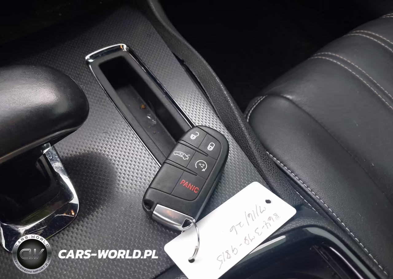 2014 Chrysler 300 300S VIN:2C3CCABG7EH336899 - 11