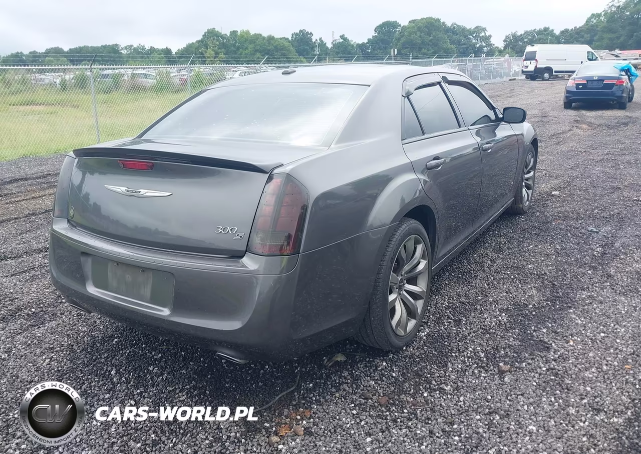 2014 Chrysler 300 300S VIN:2C3CCABG7EH336899 - 4