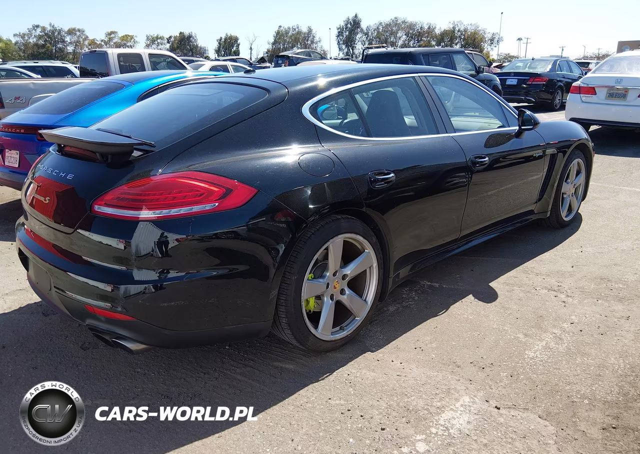 2015 Porsche Panamera E-Hybrid S VIN:WP0AD2A72FL040961 - 4