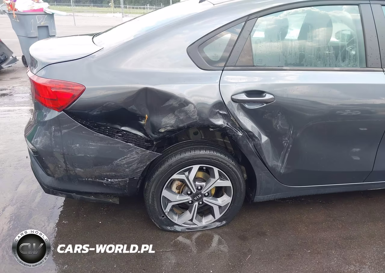 2021 Kia Forte Lxs VIN:3KPF24AD4ME291290 - 6
