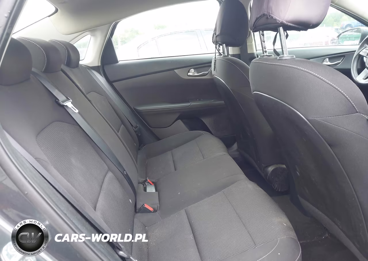2021 Kia Forte Lxs VIN:3KPF24AD4ME291290 - 8
