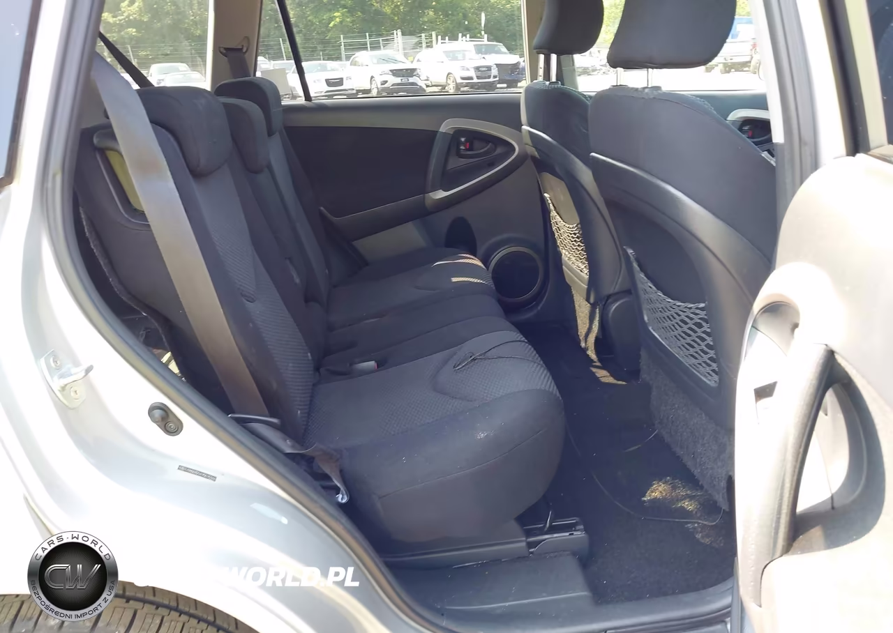 2007 Toyota Rav4 Sport VIN:JTMBD32V675070946 - 8