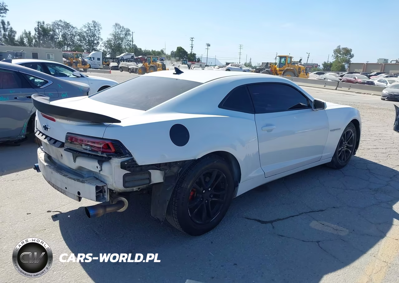 2015 Chevrolet Camaro 1Ls VIN:2G1FA1E30F9151105 - 4