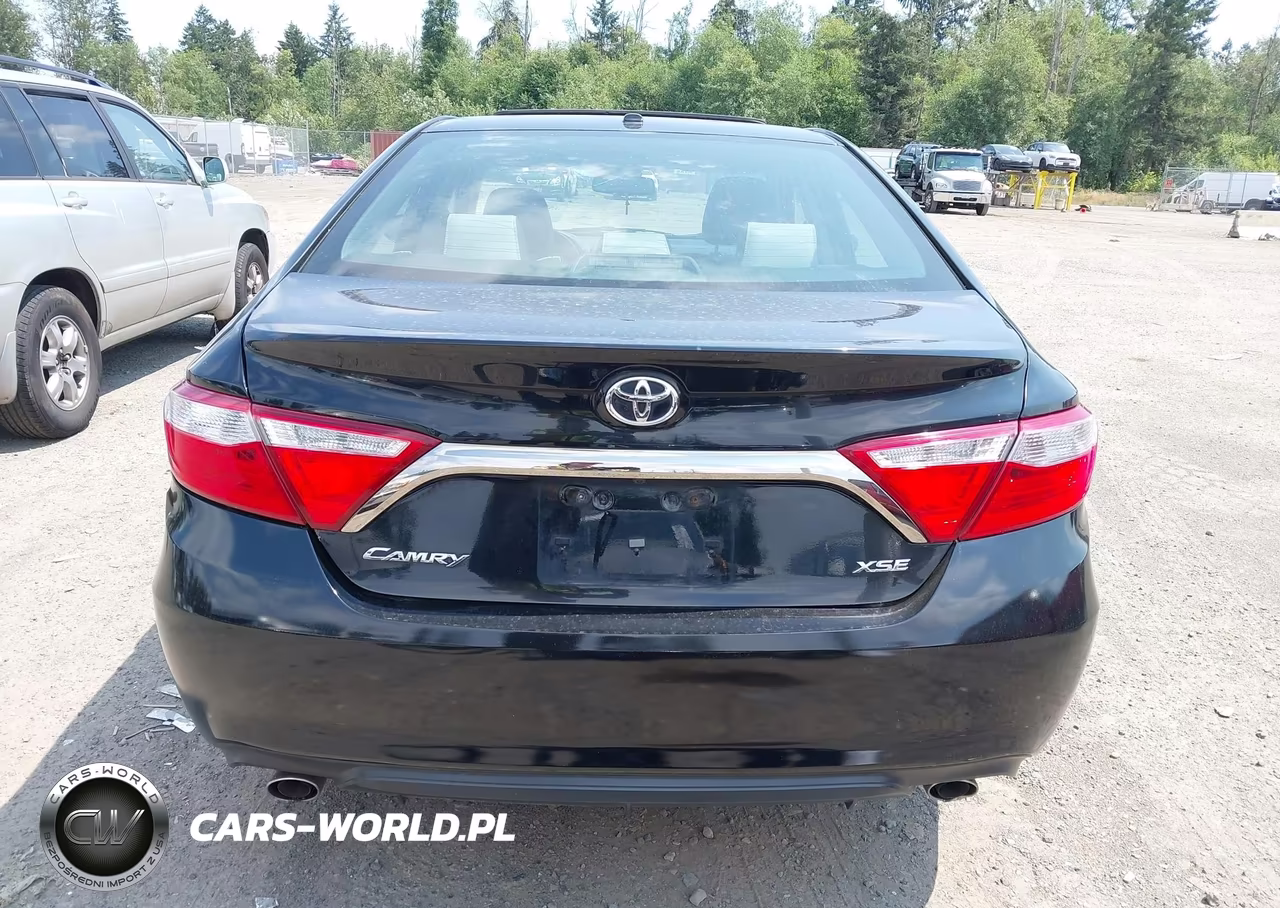 2015 Toyota Camry Xse V6 VIN:4T1BK1FK2FU554252 - 16