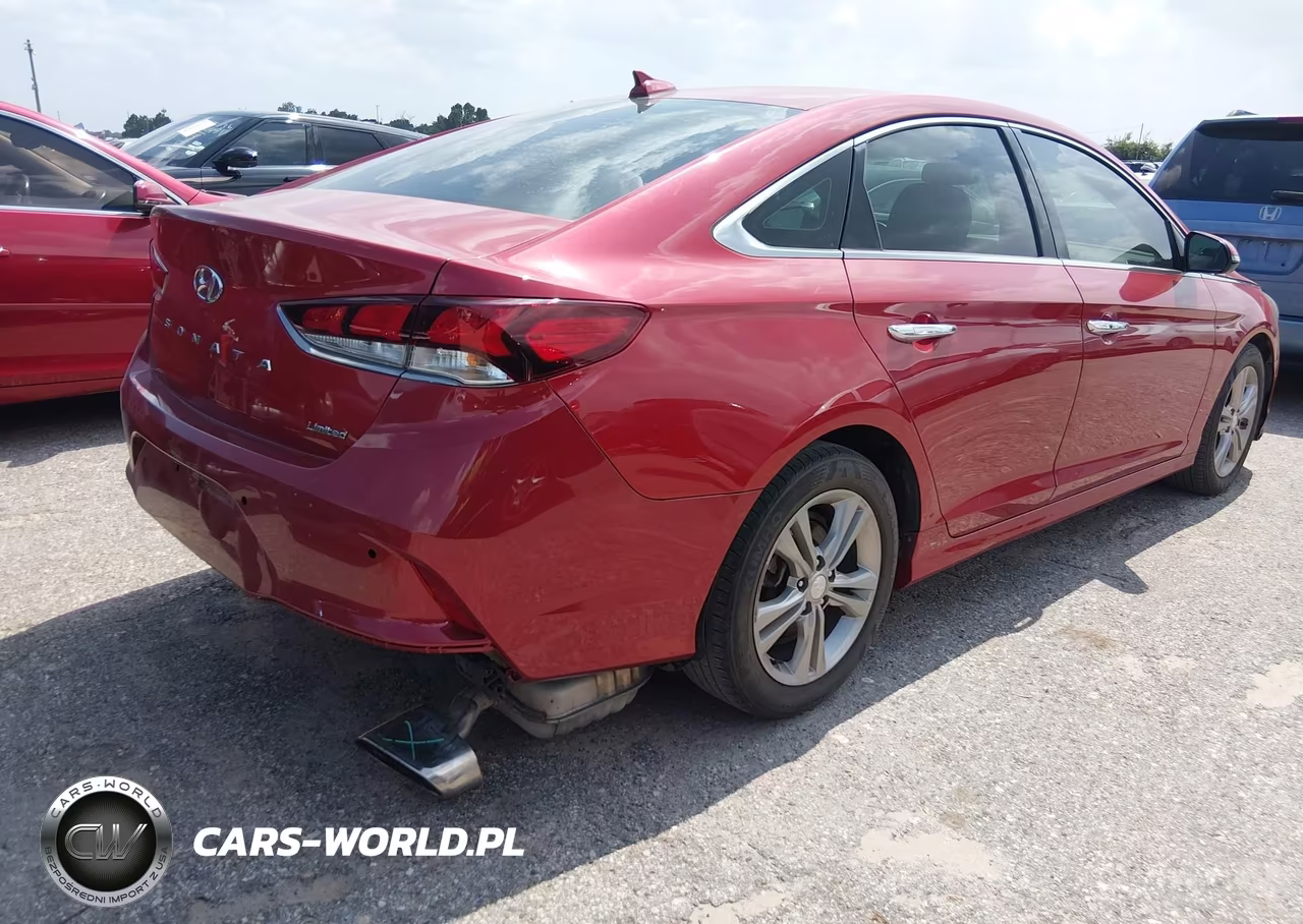 2018 Hyundai Sonata Limited VIN:5NPE34AF0JH672524 - 4