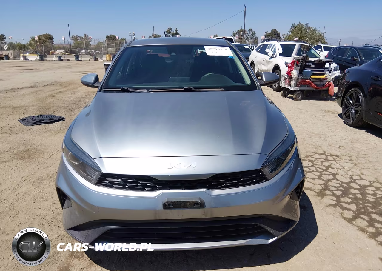 2022 Kia Forte Lxs VIN:3KPF24AD7NE457335 - 12