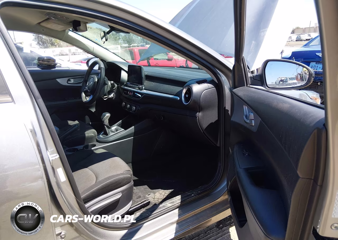 2022 Kia Forte Lxs VIN:3KPF24AD7NE457335 - 5