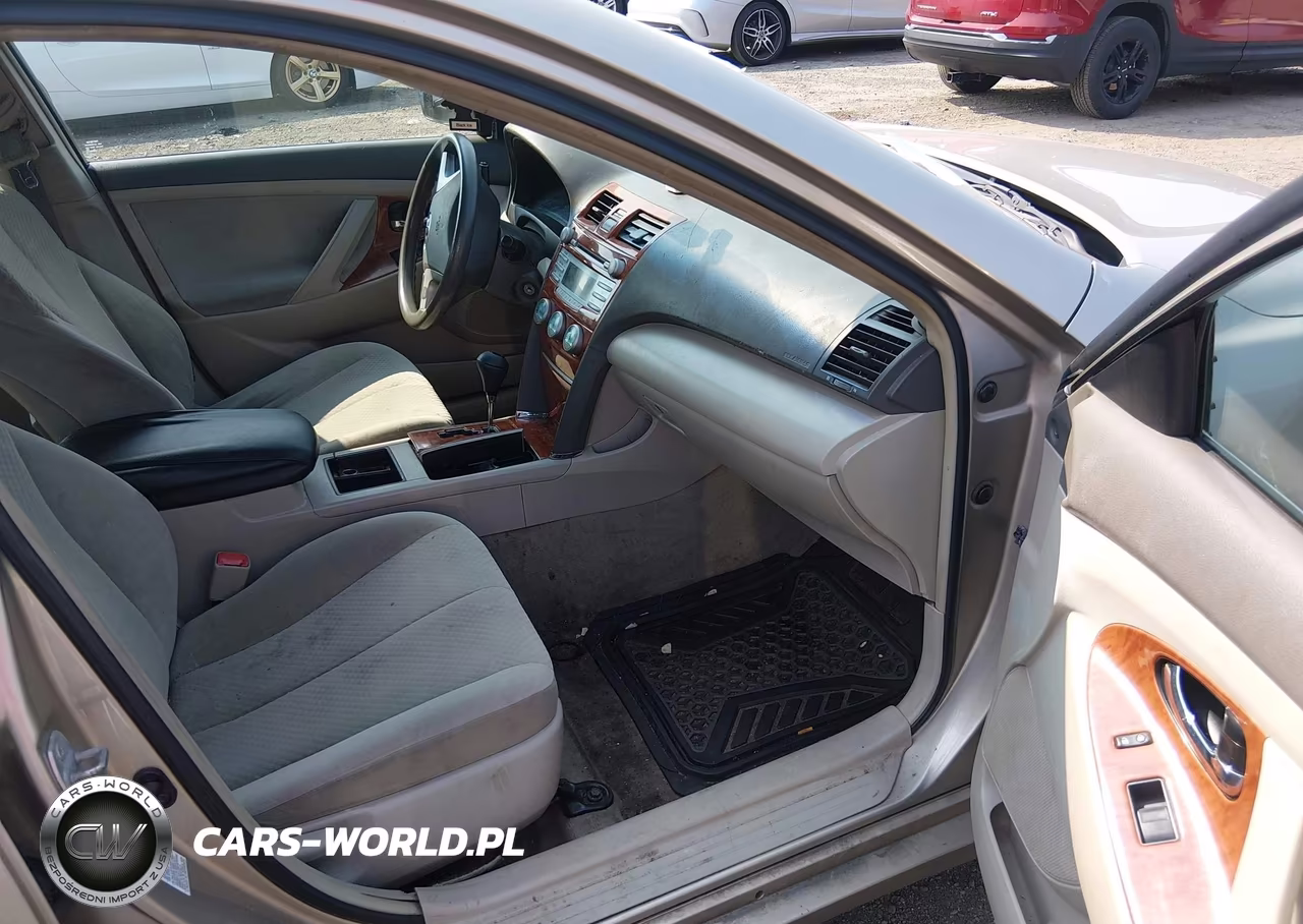 2009 Toyota Camry Le VIN:4T1BE46K29U852880 - 5