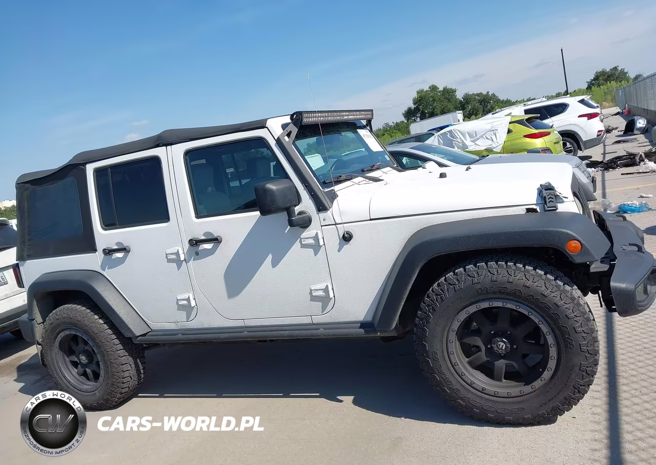 2008 Jeep Wrangler Unlimited Rubicon VIN:1J4GA69108L591364 - 13