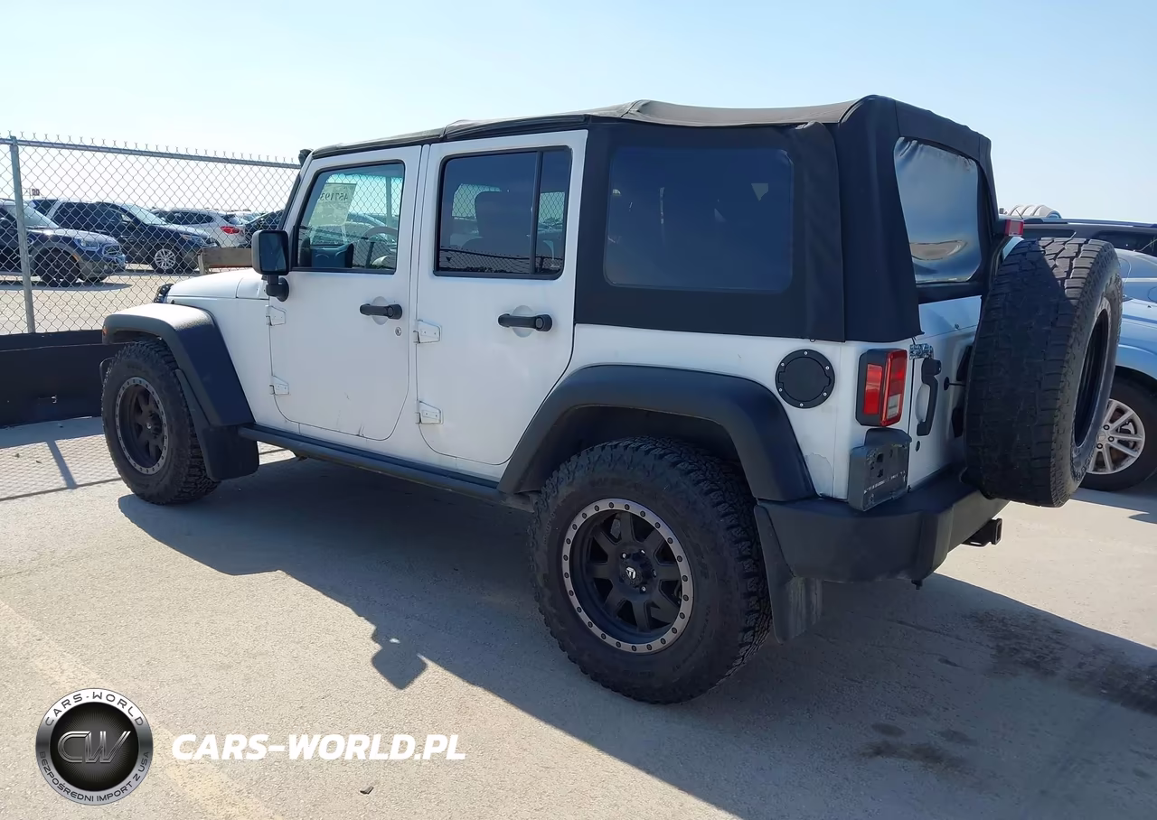 2008 Jeep Wrangler Unlimited Rubicon VIN:1J4GA69108L591364 - 3