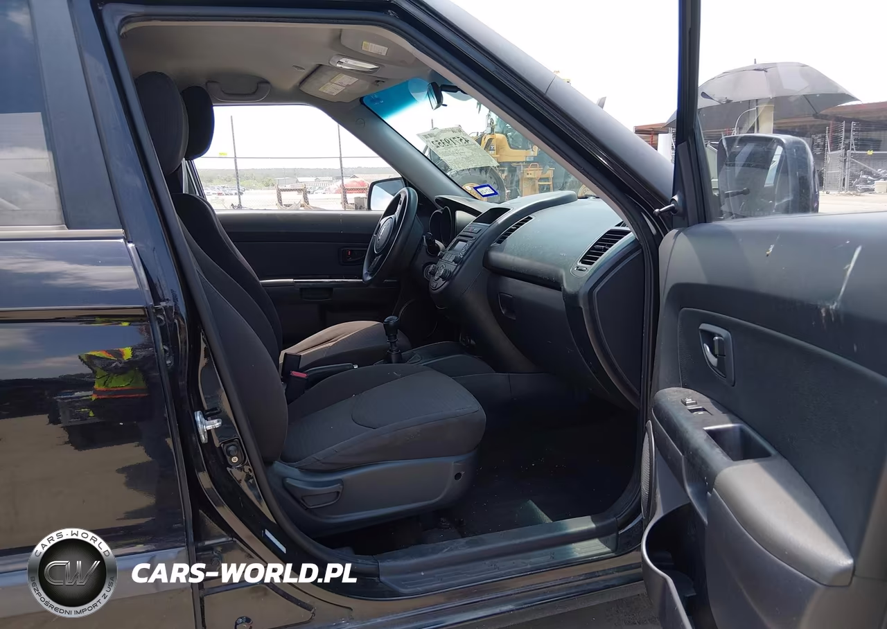 2013 Kia Soul VIN:KNDJT2A50D7750318 - 5