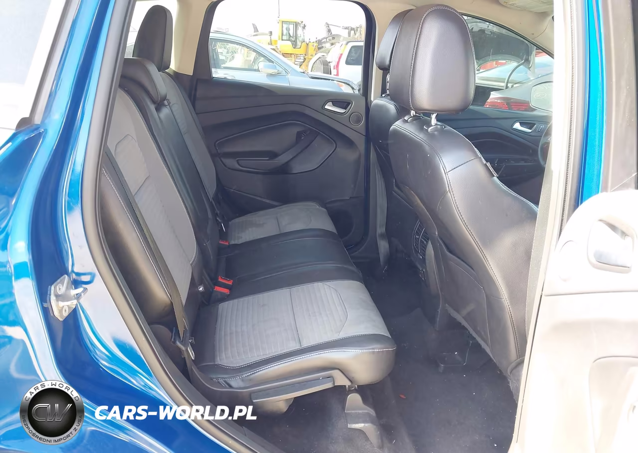 2017 Ford Escape Se VIN:1FMCU0GDXHUC63221 - 8