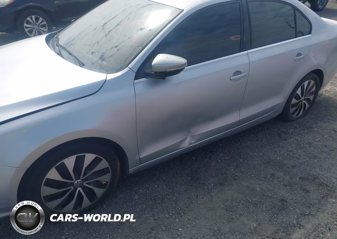 2016 Volkswagen Jetta Hybrid Sel Premium VIN:3VW637AJ9GM268597 - 6