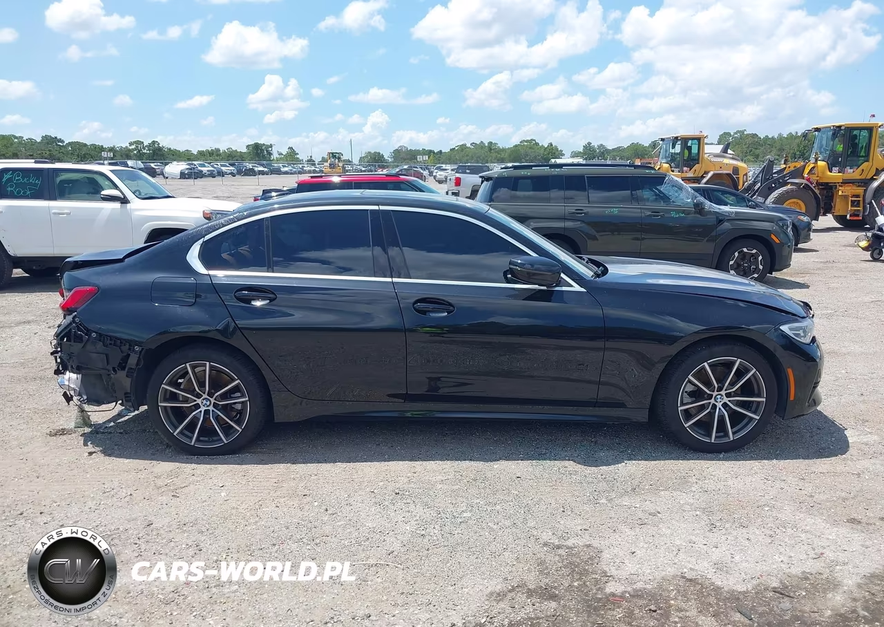 2021 BMW 330Xi VIN:3MW5R7J02M8C21790 - 13