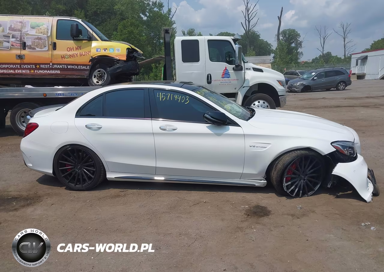 2018 Mercedes-Benz Amg C 63 S VIN:55SWF8HB2JU261581 - 13
