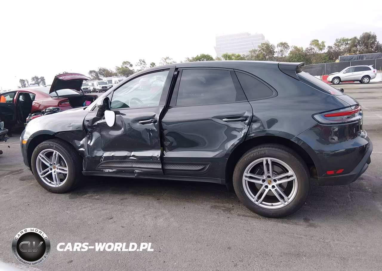2024 Porsche Macan T VIN:WP1AA2A58RLB17553 - 14