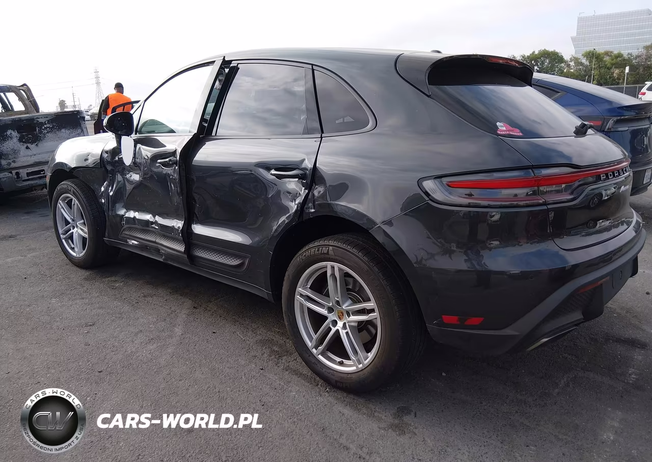 2024 Porsche Macan T VIN:WP1AA2A58RLB17553 - 3