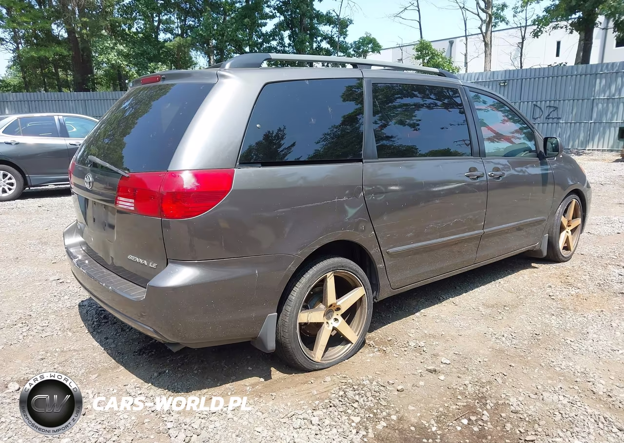 2005 Toyota Sienna Le VIN:5TDZA23C55S257987 - 4
