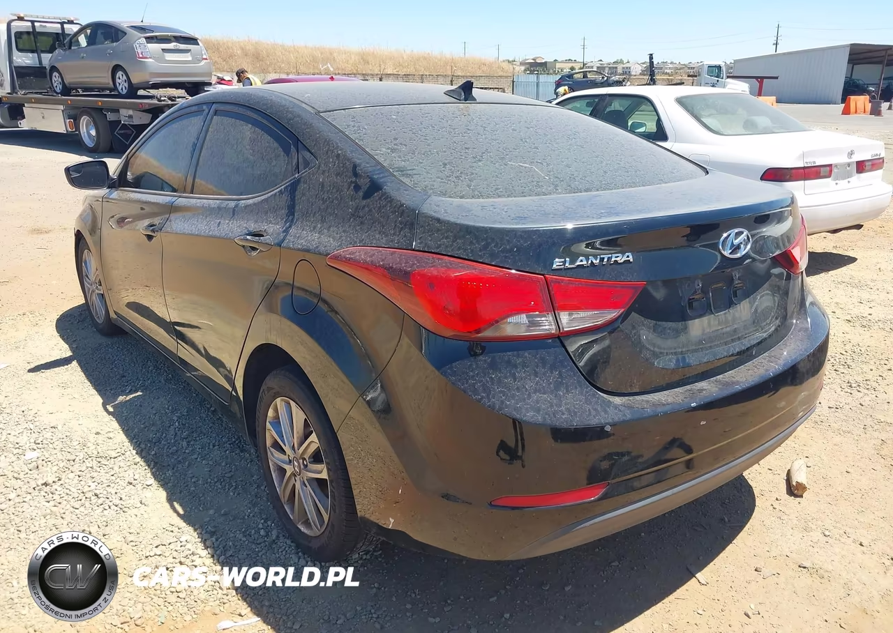 2015 Hyundai Elantra Se VIN:5NPDH4AE2FH615608 - 3