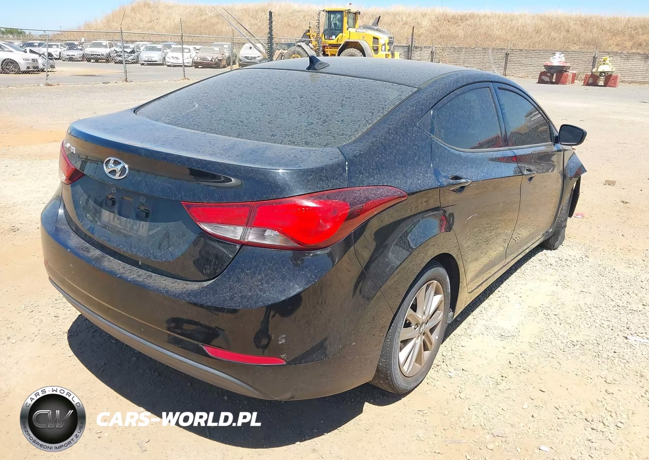 2015 Hyundai Elantra Se VIN:5NPDH4AE2FH615608 - 4