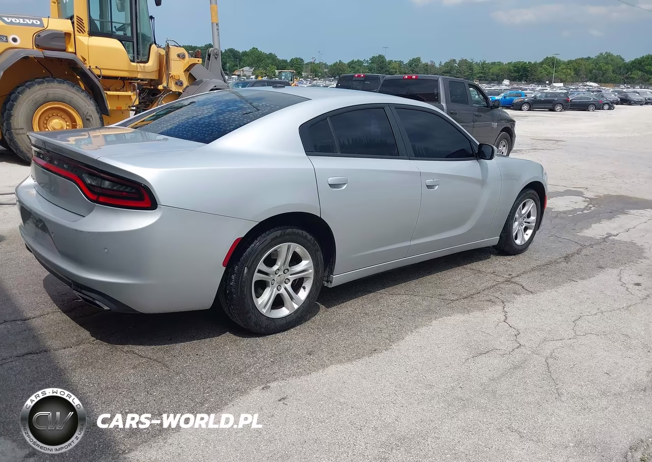 2020 Dodge Charger Sxt Rwd VIN:2C3CDXBG8LH190154 - 4