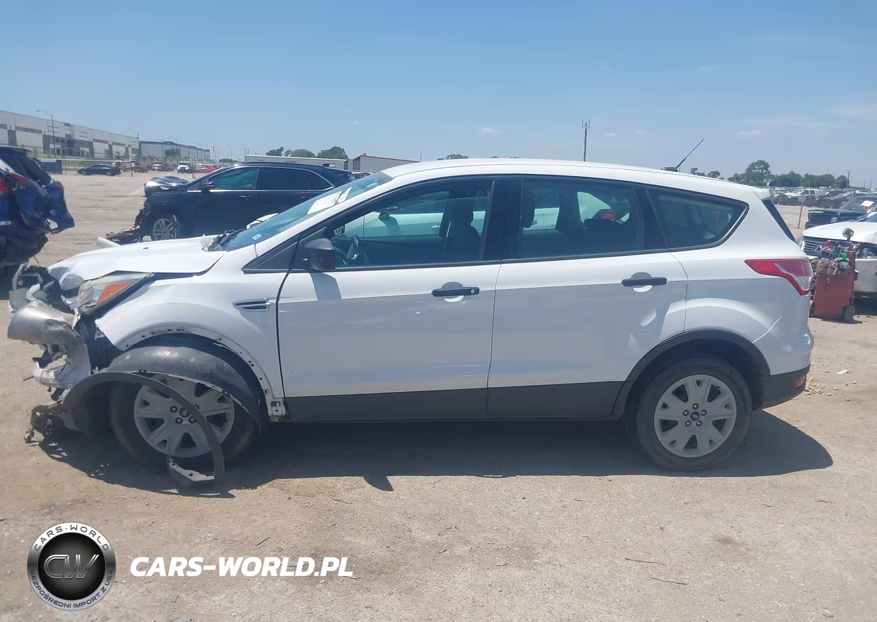 2016 Ford Escape S VIN:1FMCU0F7XGUA38629 - 14