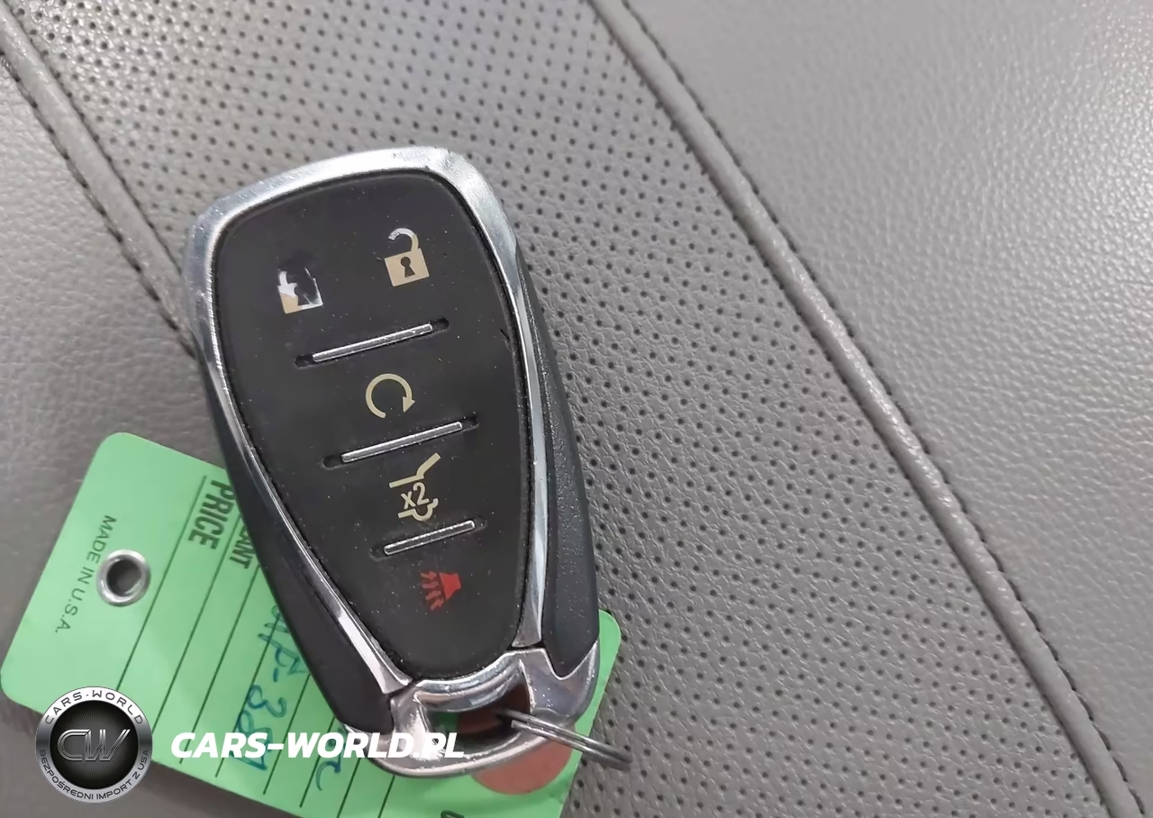 2019 Chevrolet Traverse Premier VIN:1GNEVKKW5KJ196476 - 11