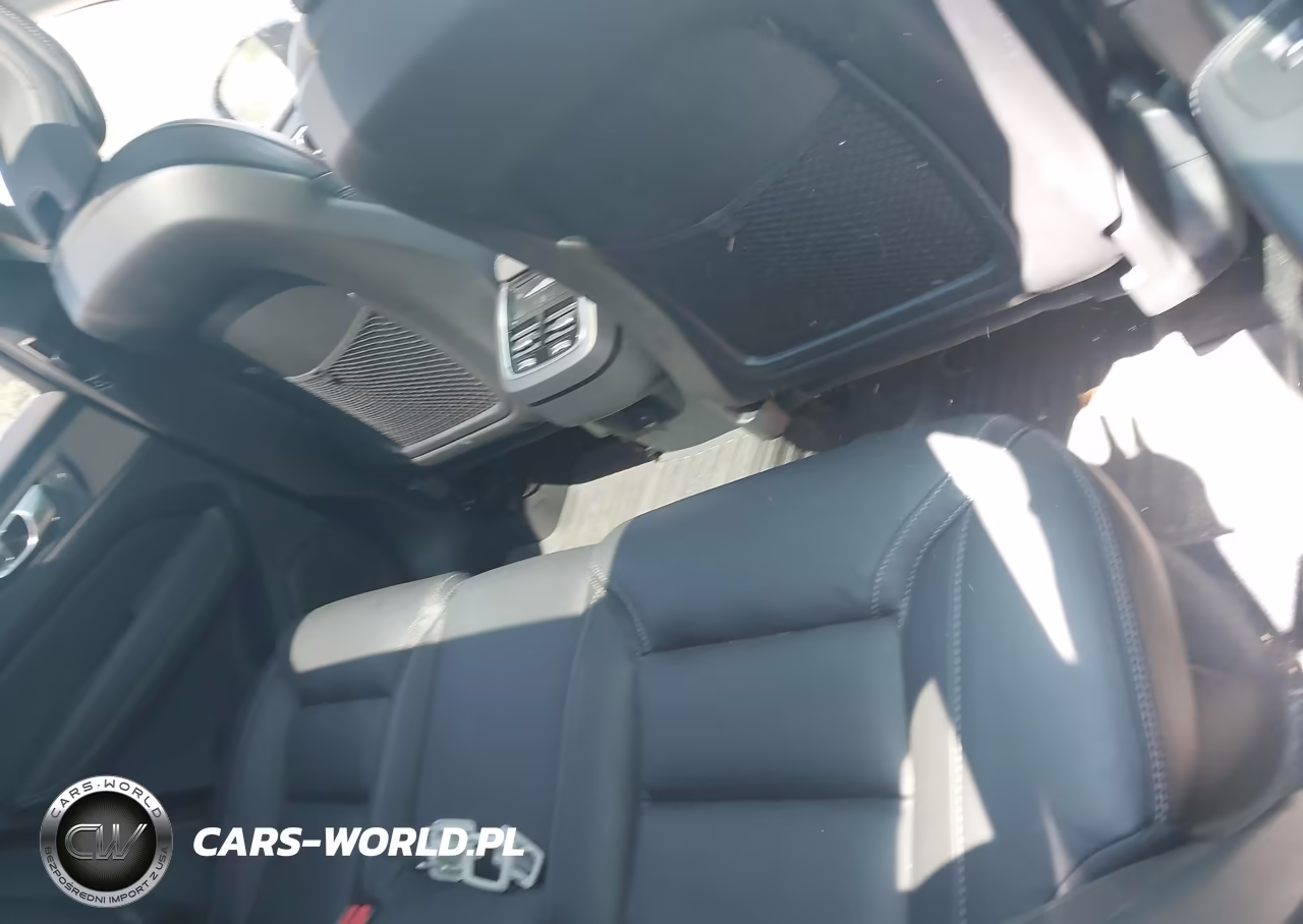 2023 Volvo Xc60 B6 Ultimate Dark Theme VIN:YV4062RX6P1300590 - 8