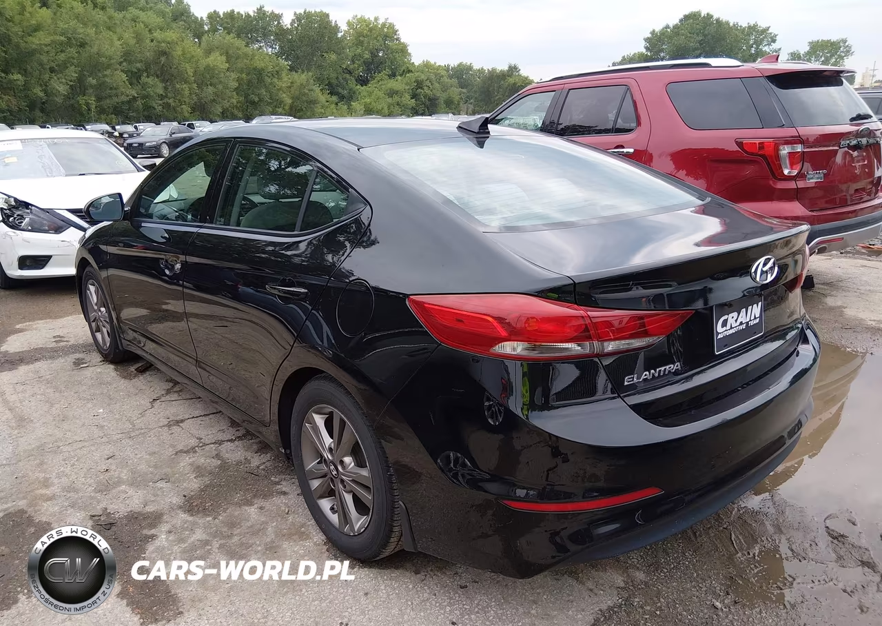 2017 Hyundai Elantra Se VIN:5NPD84LF1HH081350 - 3