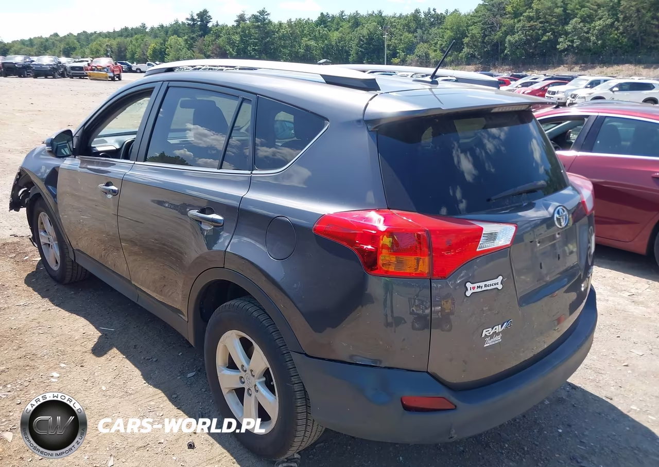 2014 Toyota Rav4 Xle VIN:2T3WFREV1EW120944 - 3